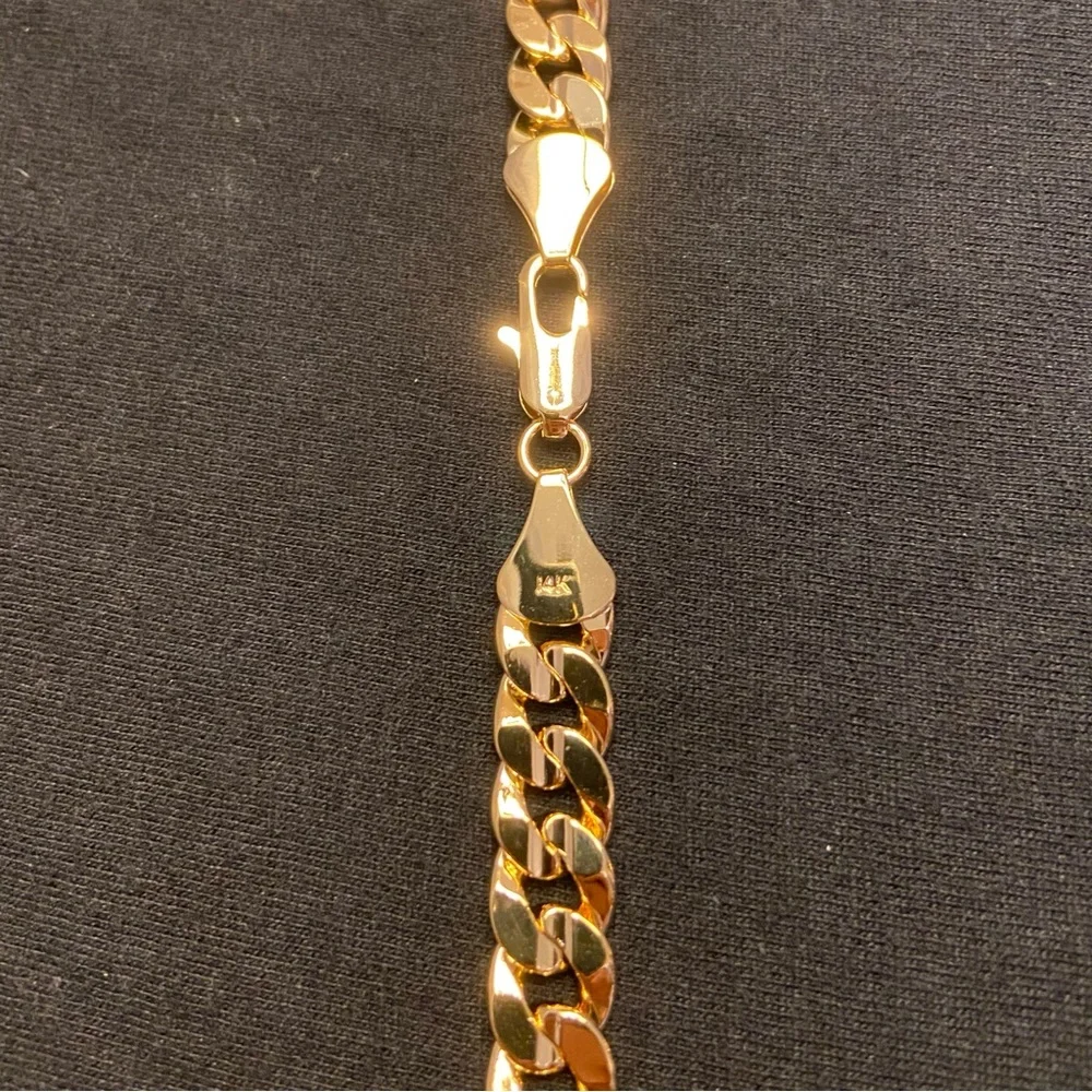 Gold Chain Cuban Link Necklace 24in 10mm and Matching Cuban Link Bracelet 8in - Picture 5 of 7
